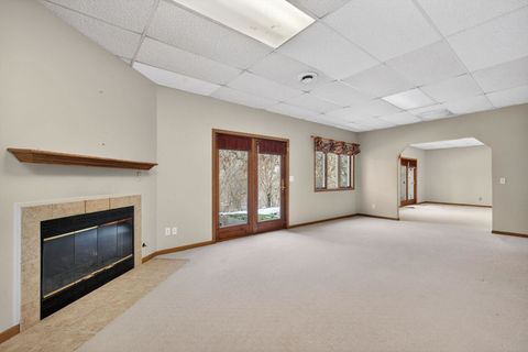 Tiny photo for 4000 46th St Court #5, Rock Island, IL 61201 (MLS # 100000264)