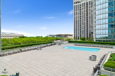 Tiny photo for 1211 S Prairie Avenue #4805, Chicago, IL 60605 (MLS # 12555100)