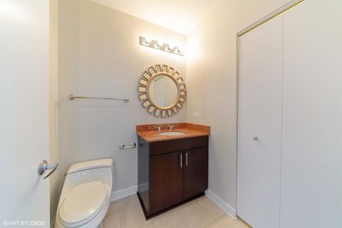Tiny photo for 1211 S Prairie Avenue #4805, Chicago, IL 60605 (MLS # 12555100)