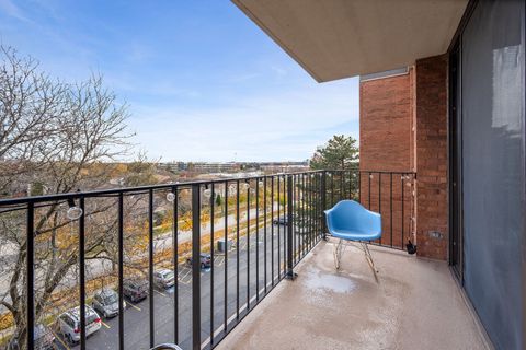 Tiny photo for 2000 Saint Regis Drive #6B, Lombard, IL 60148 (MLS # 12543267)