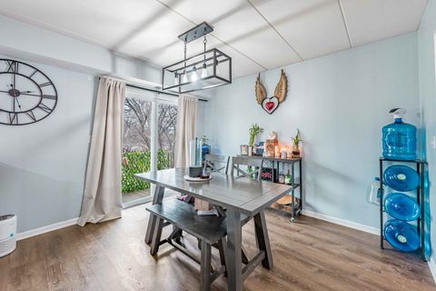 Tiny photo for 9527 S 54th Avenue #2B, Oak Lawn, IL 60453 (MLS # 12615238)