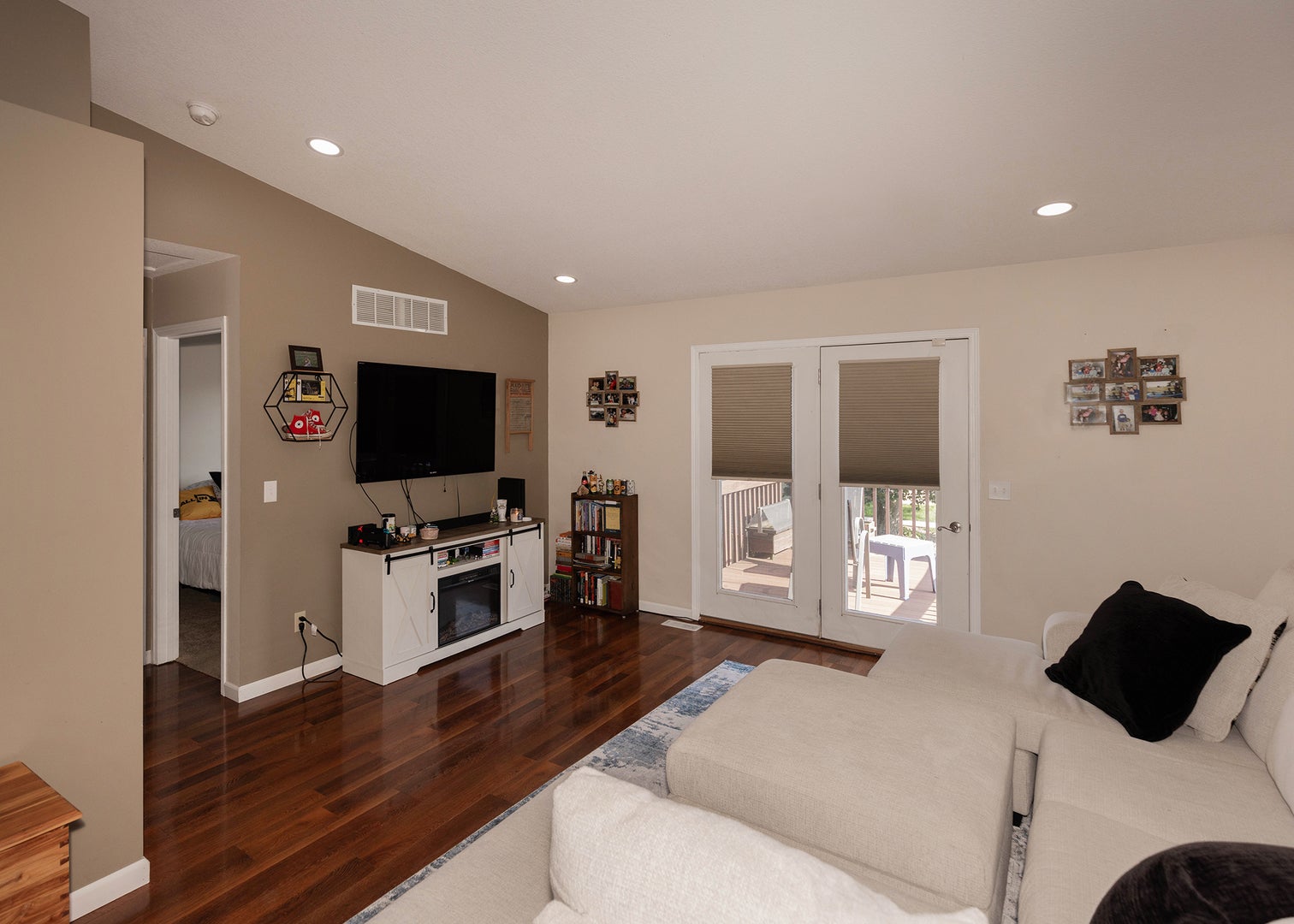 3657 Kennedy Drive