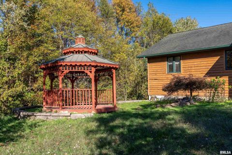 Tiny photo for 125 Princess Lane, Carbondale, IL 62901 (MLS # EB460361)