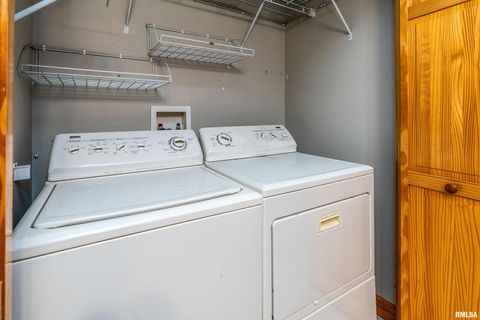 Tiny photo for 125 Princess Lane, Carbondale, IL 62901 (MLS # EB460361)