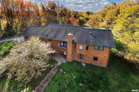 Tiny photo for 125 Princess Lane, Carbondale, IL 62901 (MLS # EB460361)