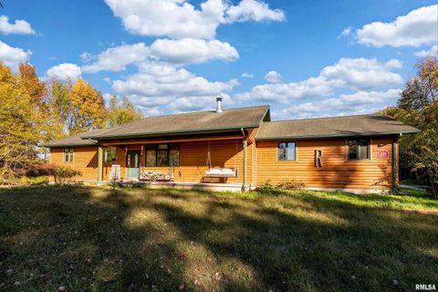 Photo of 125 Princess Lane, Carbondale, IL 62901 (MLS # EB460361)