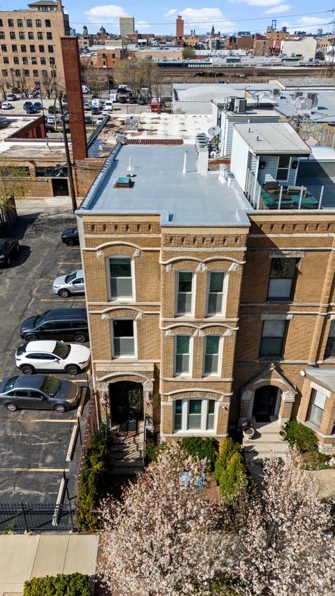 1420 W Fulton Street Chicago IL 60607