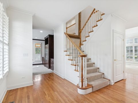 Tiny photo for 660 S Buckingham Court, Lake Forest, IL 60045 (MLS # 12489887)