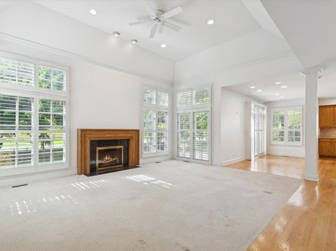 Tiny photo for 660 S Buckingham Court, Lake Forest, IL 60045 (MLS # 12489887)