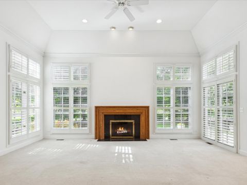 Tiny photo for 660 S Buckingham Court, Lake Forest, IL 60045 (MLS # 12489887)