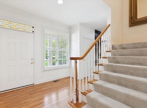 Tiny photo for 660 S Buckingham Court, Lake Forest, IL 60045 (MLS # 12489887)