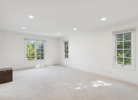 Tiny photo for 660 S Buckingham Court, Lake Forest, IL 60045 (MLS # 12489887)