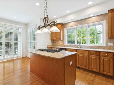 Tiny photo for 660 S Buckingham Court, Lake Forest, IL 60045 (MLS # 12489887)