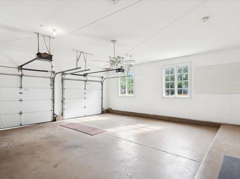 Tiny photo for 660 S Buckingham Court, Lake Forest, IL 60045 (MLS # 12489887)