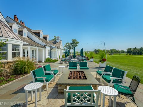 Tiny photo for 660 S Buckingham Court, Lake Forest, IL 60045 (MLS # 12489887)