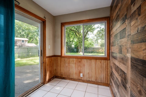 Tiny photo for 2108 Holly Court, McHenry, IL 60051 (MLS # 12694778)