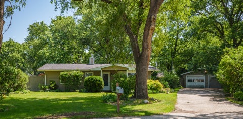 Tiny photo for 2108 Holly Court, McHenry, IL 60051 (MLS # 12694778)