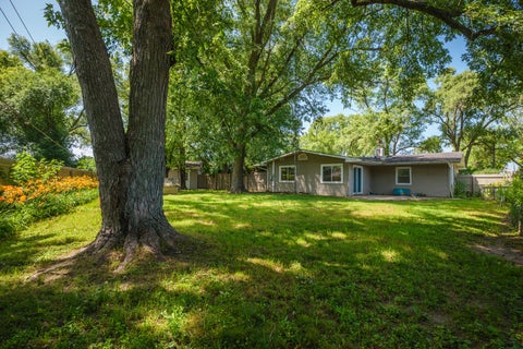 Tiny photo for 2108 Holly Court, McHenry, IL 60051 (MLS # 12694778)