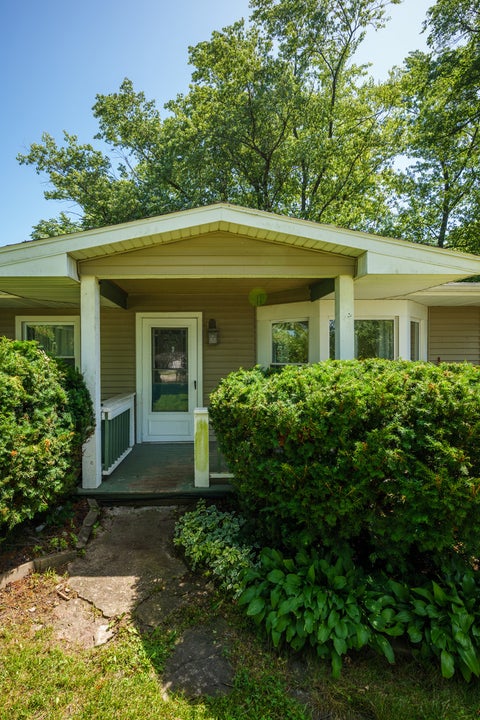 Tiny photo for 2108 Holly Court, McHenry, IL 60051 (MLS # 12694778)