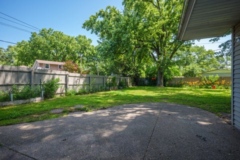 Tiny photo for 2108 Holly Court, McHenry, IL 60051 (MLS # 12694778)