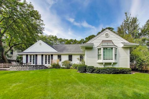 Tiny photo for 821 Woodbine Lane, Northbrook, IL 60062 (MLS # 12463049)
