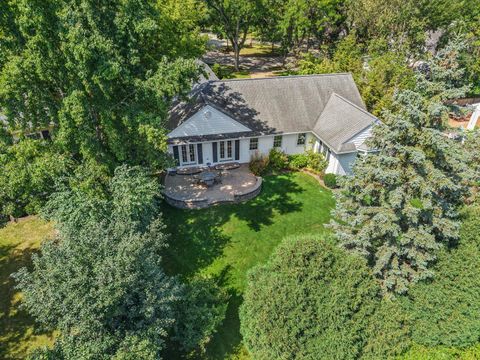 Tiny photo for 821 Woodbine Lane, Northbrook, IL 60062 (MLS # 12463049)