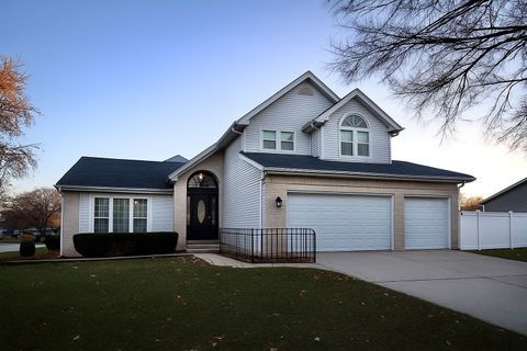 Photo of 1202 Boston Avenue, Joliet, IL 60435 (MLS # 12553063)