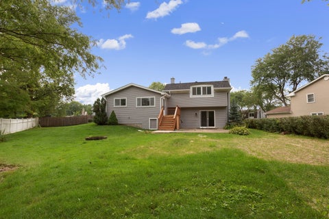 Tiny photo for 4425 Thornbark Court, Hoffman Estates, IL 60192 (MLS # 12735628)