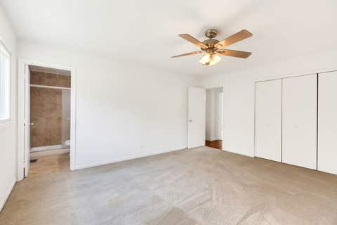 Tiny photo for 4425 Thornbark Court, Hoffman Estates, IL 60192 (MLS # 12735628)