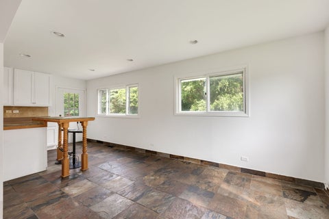 Tiny photo for 4425 Thornbark Court, Hoffman Estates, IL 60192 (MLS # 12735628)