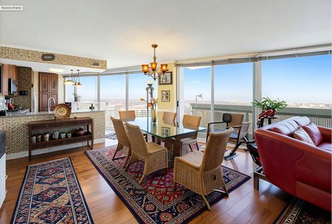 Tiny photo for 1720 Maple Avenue #2420, Evanston, IL 60201 (MLS # 12621467)