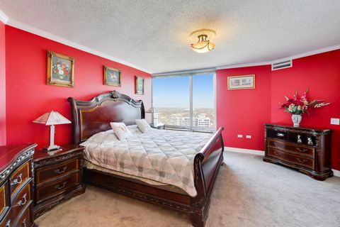 Tiny photo for 1720 Maple Avenue #2420, Evanston, IL 60201 (MLS # 12621467)