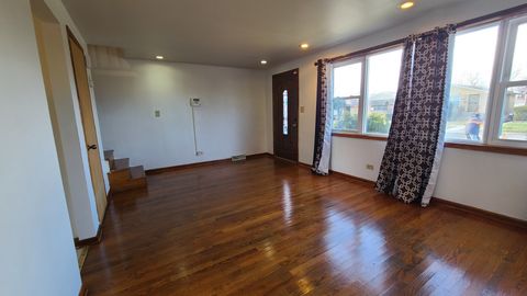 Tiny photo for 11545 S Loomis Street, Chicago, IL 60643 (MLS # 12584099)