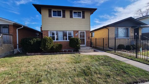 Tiny photo for 11545 S Loomis Street, Chicago, IL 60643 (MLS # 12584099)