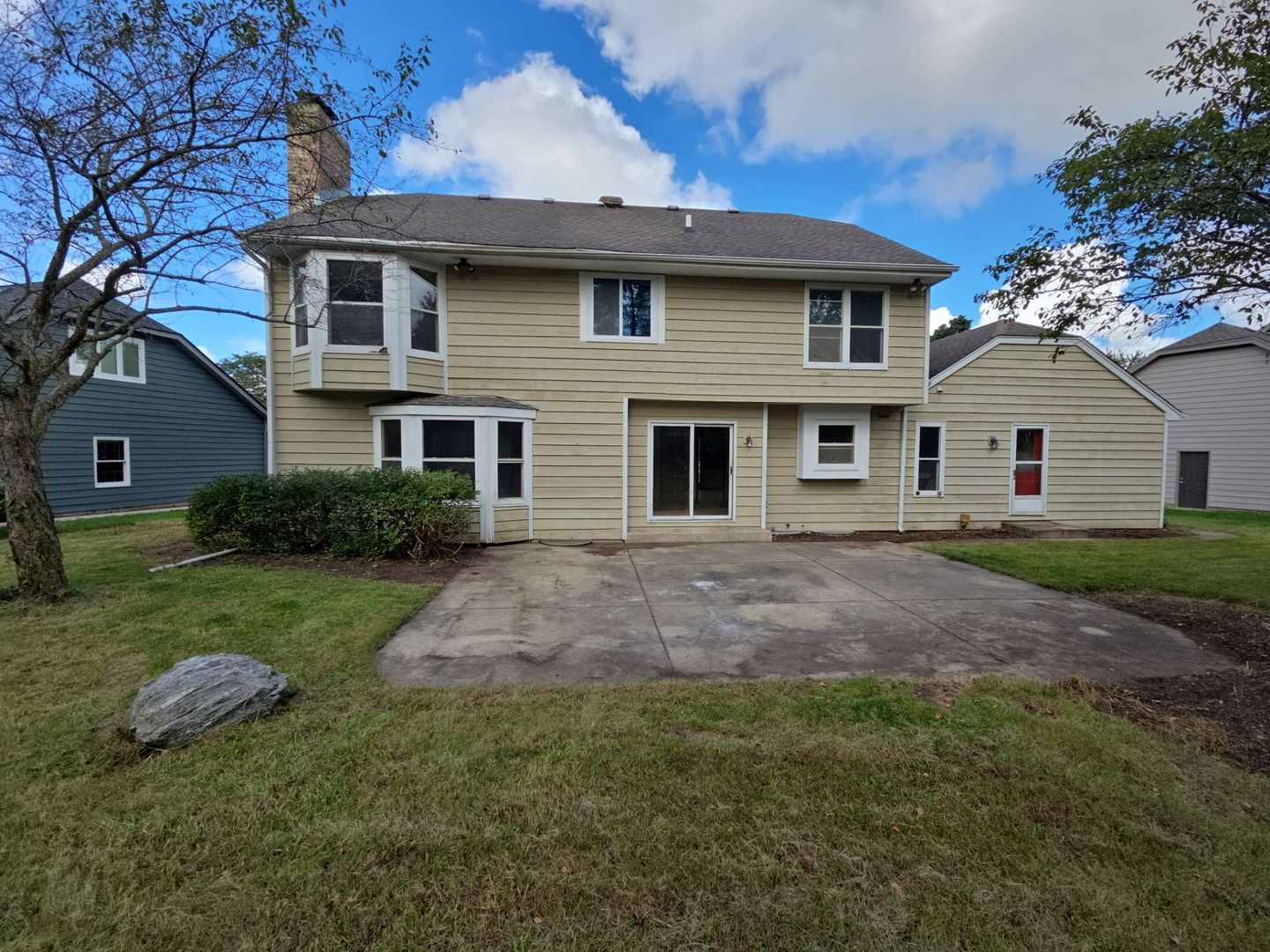 875 Crabtree Lane