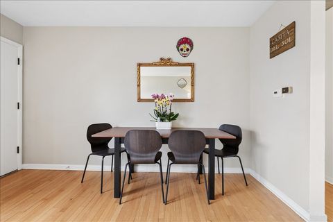 Tiny photo for 504 N Russel Street, Mount Prospect, IL 60056 (MLS # 12575013)