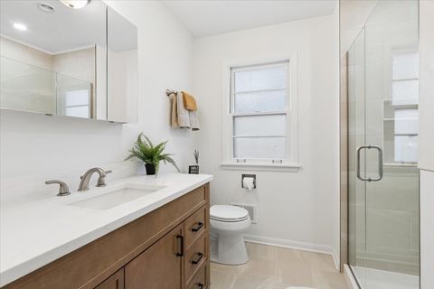 Tiny photo for 504 N Russel Street, Mount Prospect, IL 60056 (MLS # 12575013)