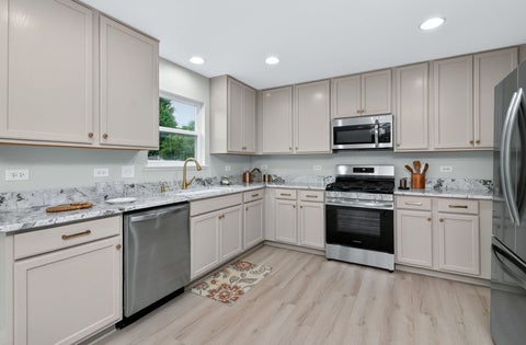 Tiny photo for 1816 Oxford Way, Joliet, IL 60431 (MLS # 12744621)