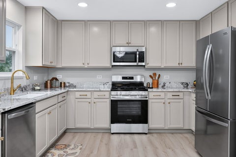 Tiny photo for 1816 Oxford Way, Joliet, IL 60431 (MLS # 12744621)