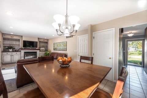 Tiny photo for 1533 Banbury Avenue, St. Charles, IL 60174 (MLS # 12504037)