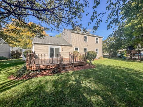 Tiny photo for 1533 Banbury Avenue, St. Charles, IL 60174 (MLS # 12504037)