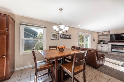 Tiny photo for 1533 Banbury Avenue, St. Charles, IL 60174 (MLS # 12504037)