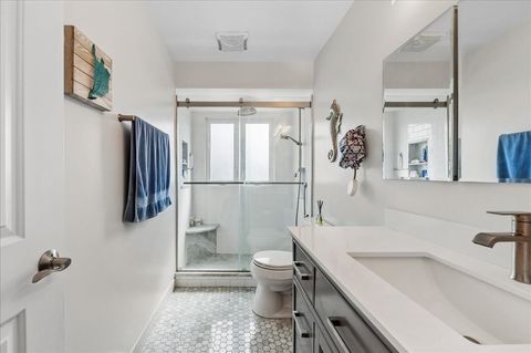 Tiny photo for 2711 E Bel Aire Drive, Arlington Heights, IL 60004 (MLS # 12617063)