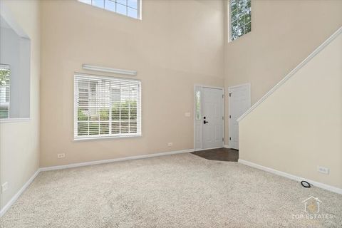 Tiny photo for 452 Jamestown Court, Aurora, IL 60502 (MLS # 12482554)