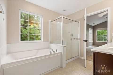 Tiny photo for 452 Jamestown Court, Aurora, IL 60502 (MLS # 12482554)