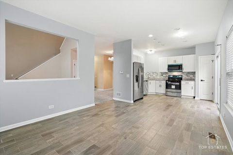 Tiny photo for 452 Jamestown Court, Aurora, IL 60502 (MLS # 12482554)