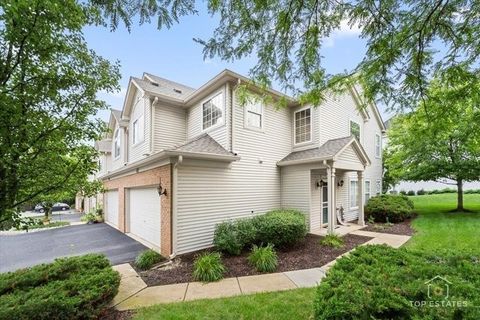Photo of 452 Jamestown Court, Aurora, IL 60502 (MLS # 12482554)