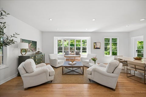 Tiny photo for 154 Glenwood Avenue, Winnetka, IL 60093 (MLS # 12697250)