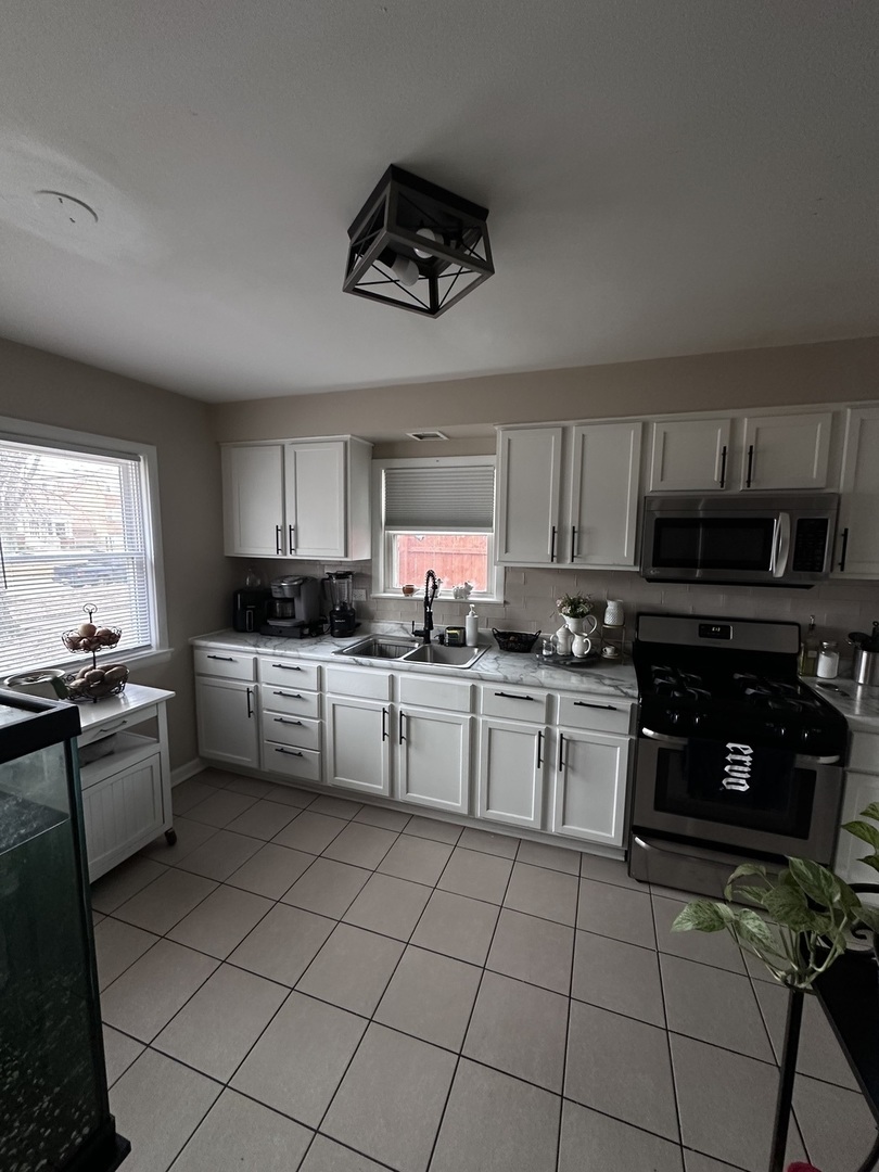 15013 Western Avenue