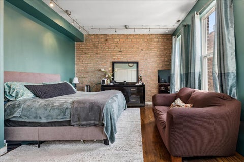 Tiny photo for 6417 S Minerva Avenue #3-SW, Chicago, IL 60637 (MLS # 12661070)